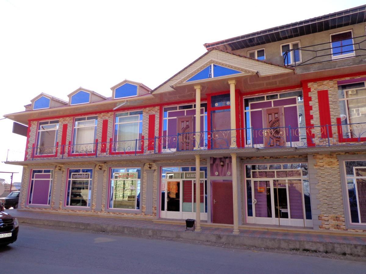 Tubram S Ailəvi Qonaq Evi Acomodação com café da manhã Şǝki Exterior foto