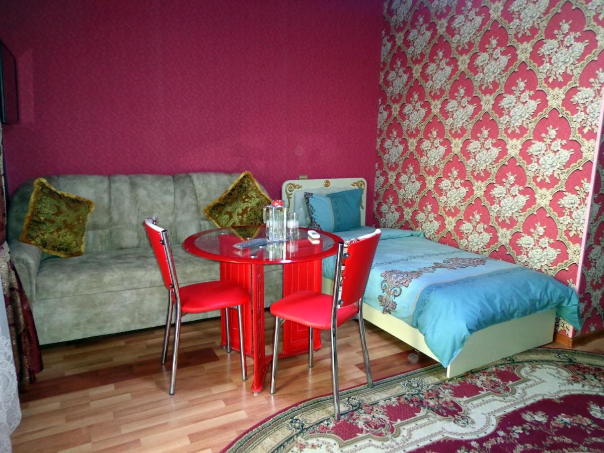 Tubram S Ailəvi Qonaq Evi Acomodação com café da manhã Şǝki Exterior foto
